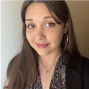 Studentessa universitaria offre ripetizioni di inglese